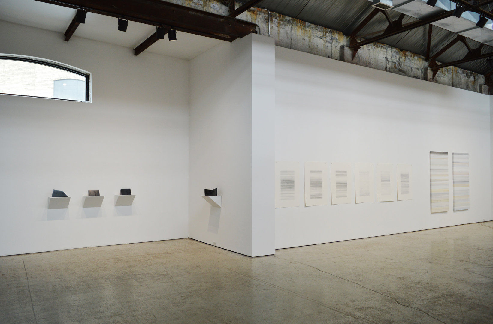 Installation View 1 Apparent horizon 2019